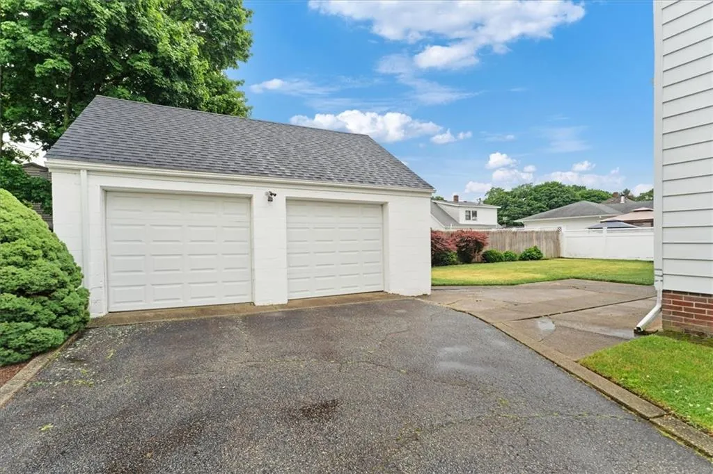 24 Bel Air Drive Providence RI 02911