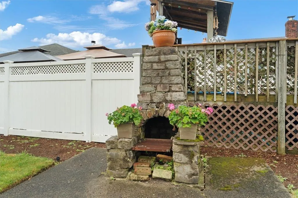 24 Bel Air Drive Providence RI 02911