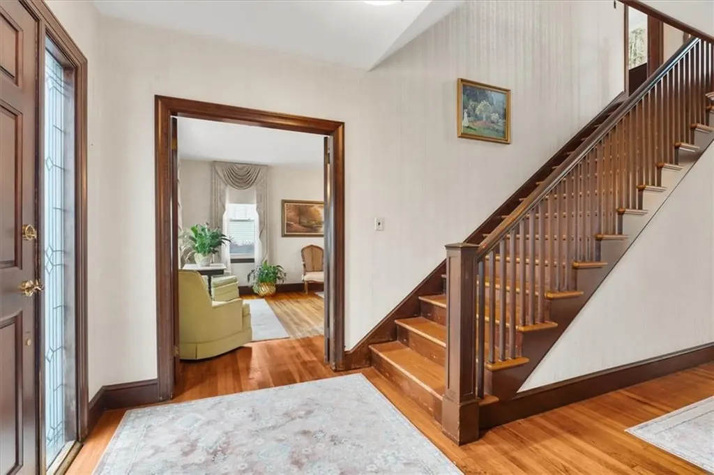 24 Bel Air Drive Providence RI 02911