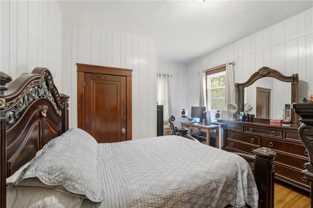 108 Daniel Avenue Providence RI 02909