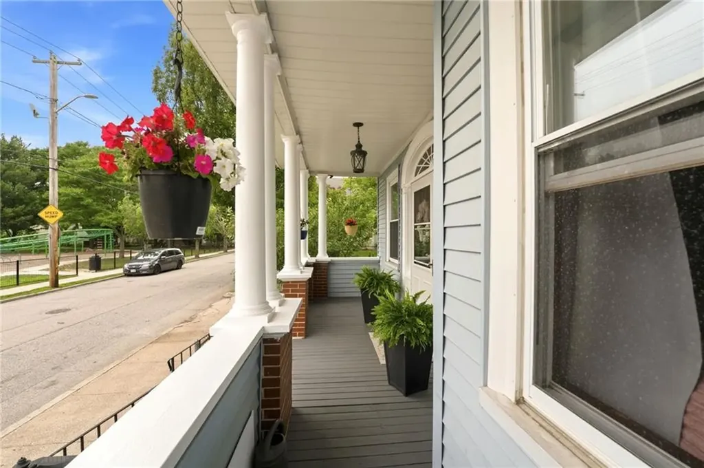 108 Daniel Avenue Providence RI 02909