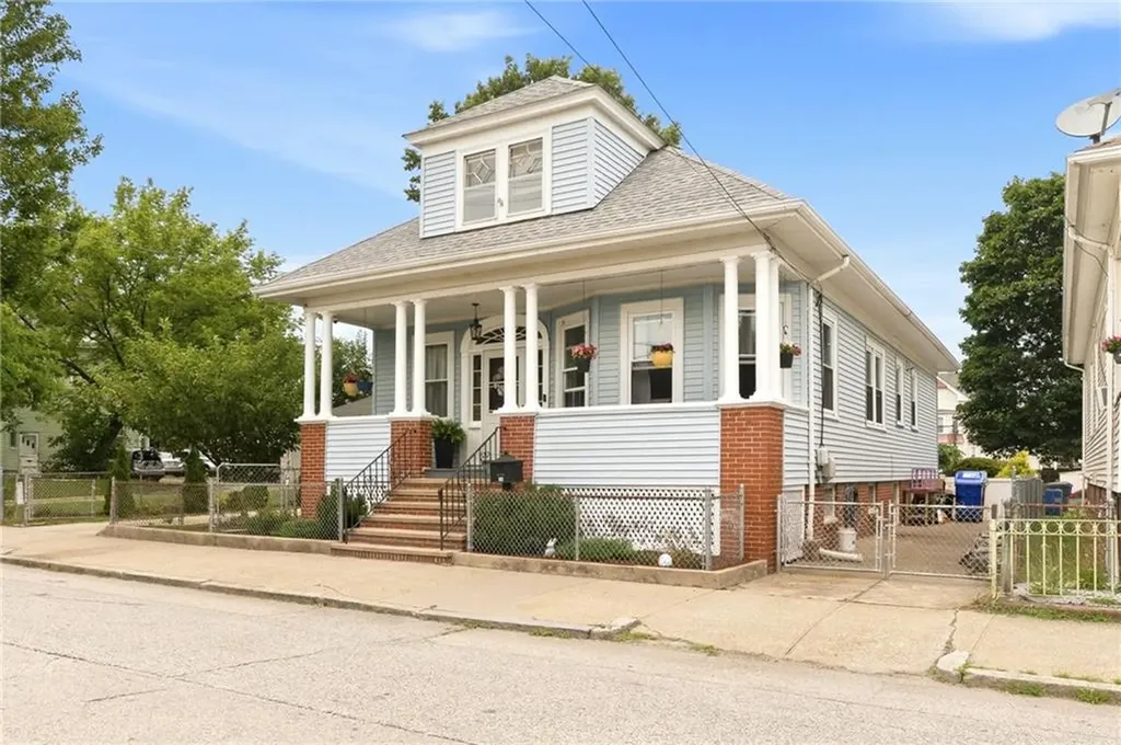 108 Daniel Avenue Providence RI 02909