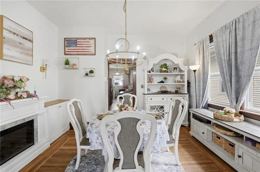 108 Daniel Avenue Providence RI 02909