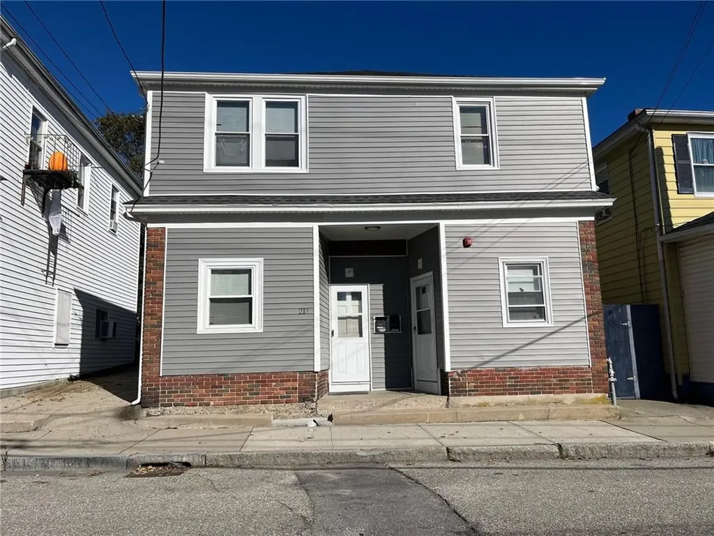 217 State Street Bristol RI 02809