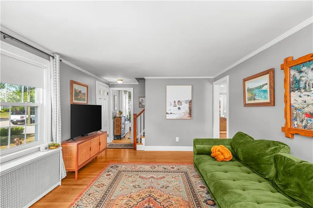 76 Brewster Drive Warwick RI 02889