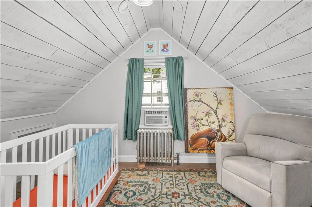 76 Brewster Drive Warwick RI 02889