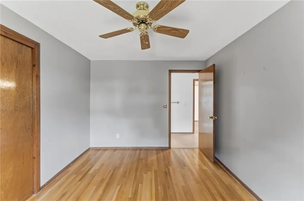 115 Thurston Street East Providence RI 02915