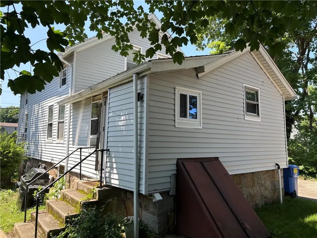 10 Robinson Street Narragansett RI 02882