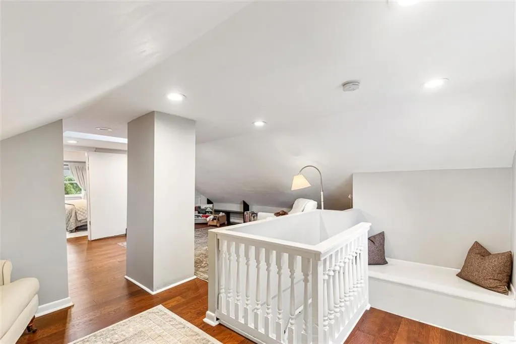 15 Berwick Place East Providence RI 02916