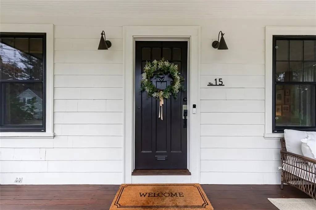 15 Berwick Place East Providence RI 02916