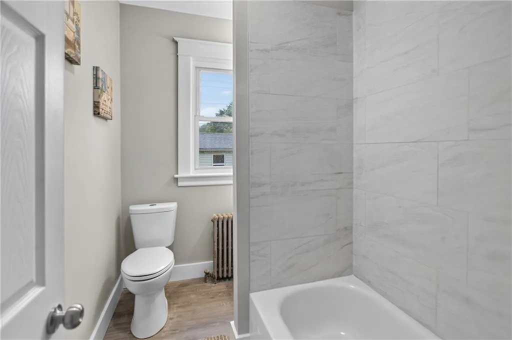 91 Ash Street Warwick RI 02888