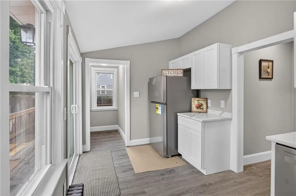 91 Ash Street Warwick RI 02888