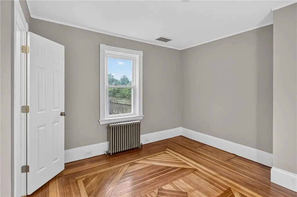 91 Ash Street Warwick RI 02888