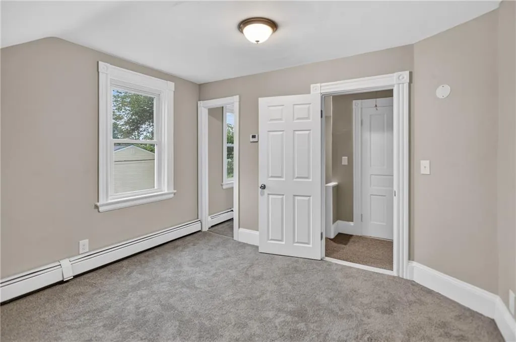 91 Ash Street Warwick RI 02888