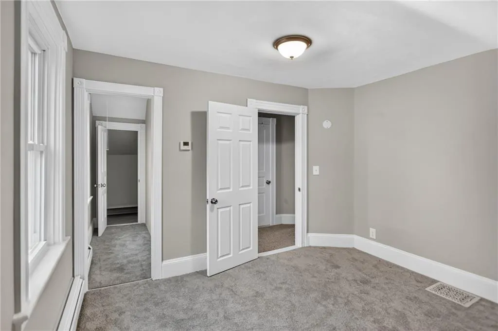 91 Ash Street Warwick RI 02888