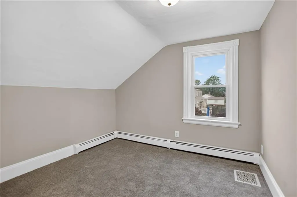 91 Ash Street Warwick RI 02888