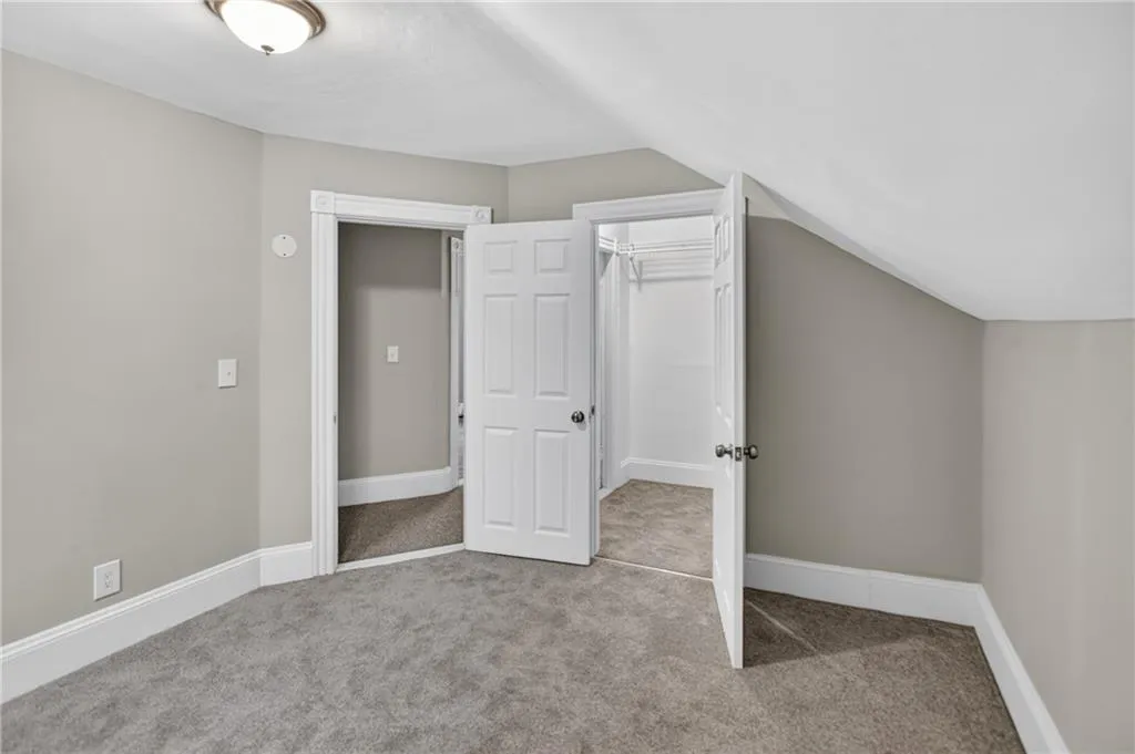 91 Ash Street Warwick RI 02888