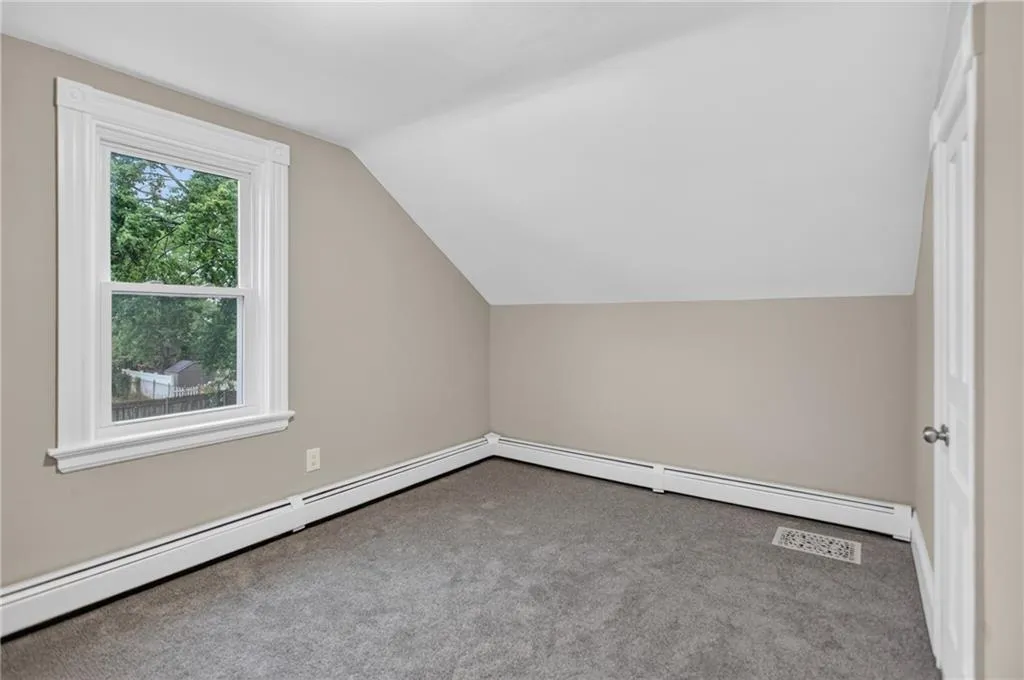 91 Ash Street Warwick RI 02888