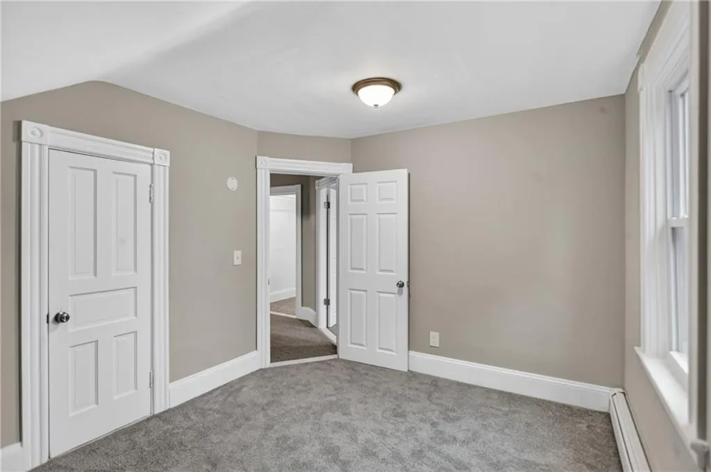 91 Ash Street Warwick RI 02888