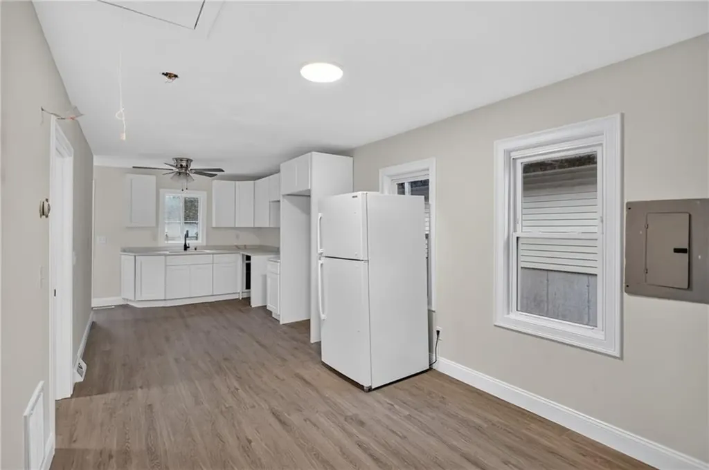 68 Uncas Street Warwick RI 02889