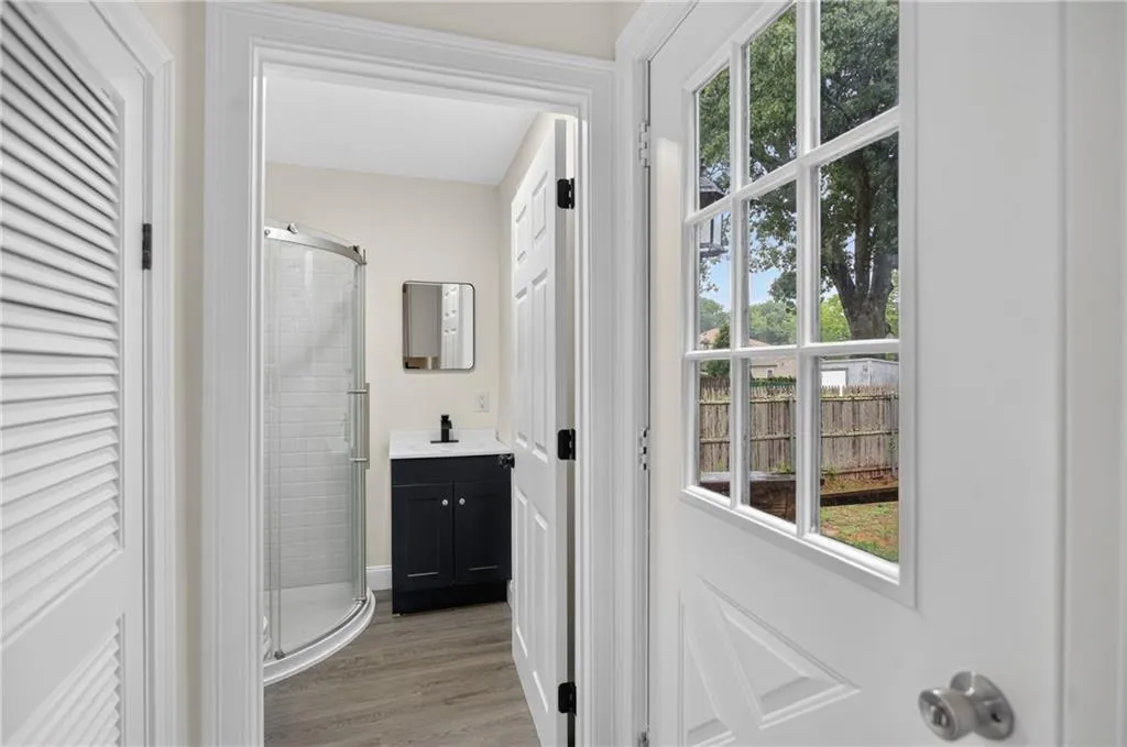 68 Uncas Street Warwick RI 02889