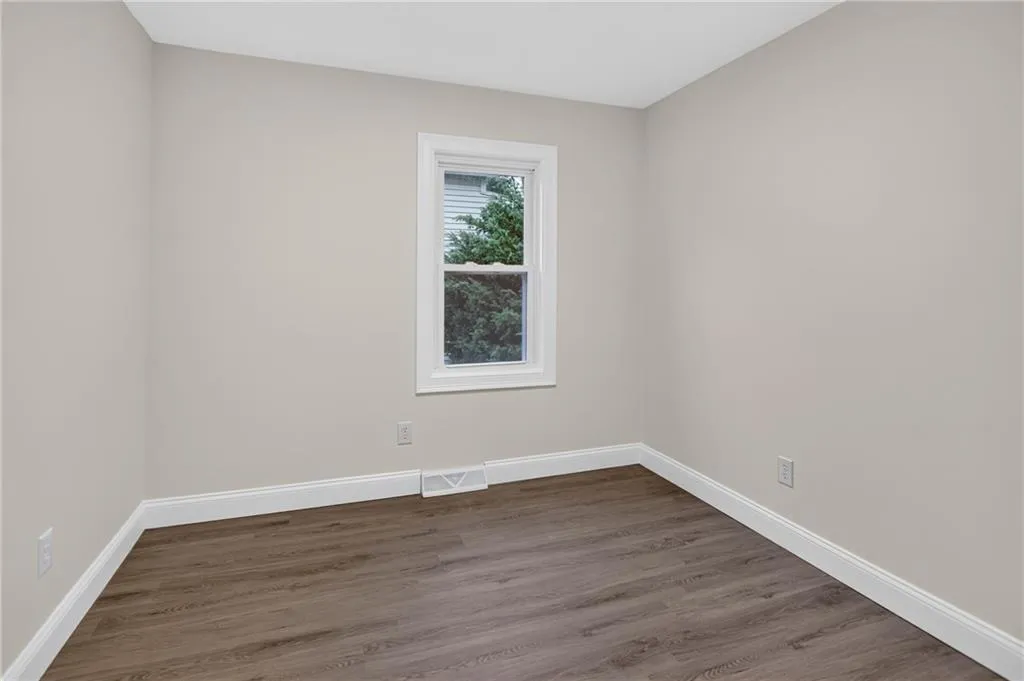 68 Uncas Street Warwick RI 02889