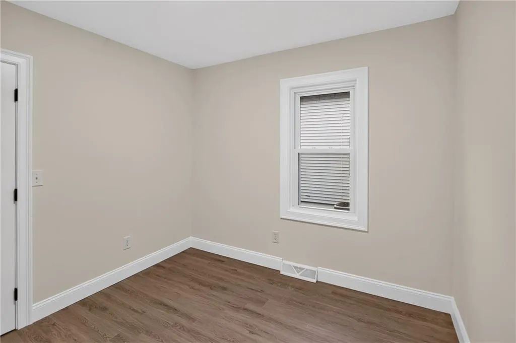 68 Uncas Street Warwick RI 02889