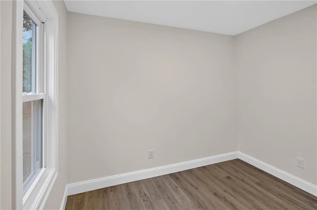 68 Uncas Street Warwick RI 02889