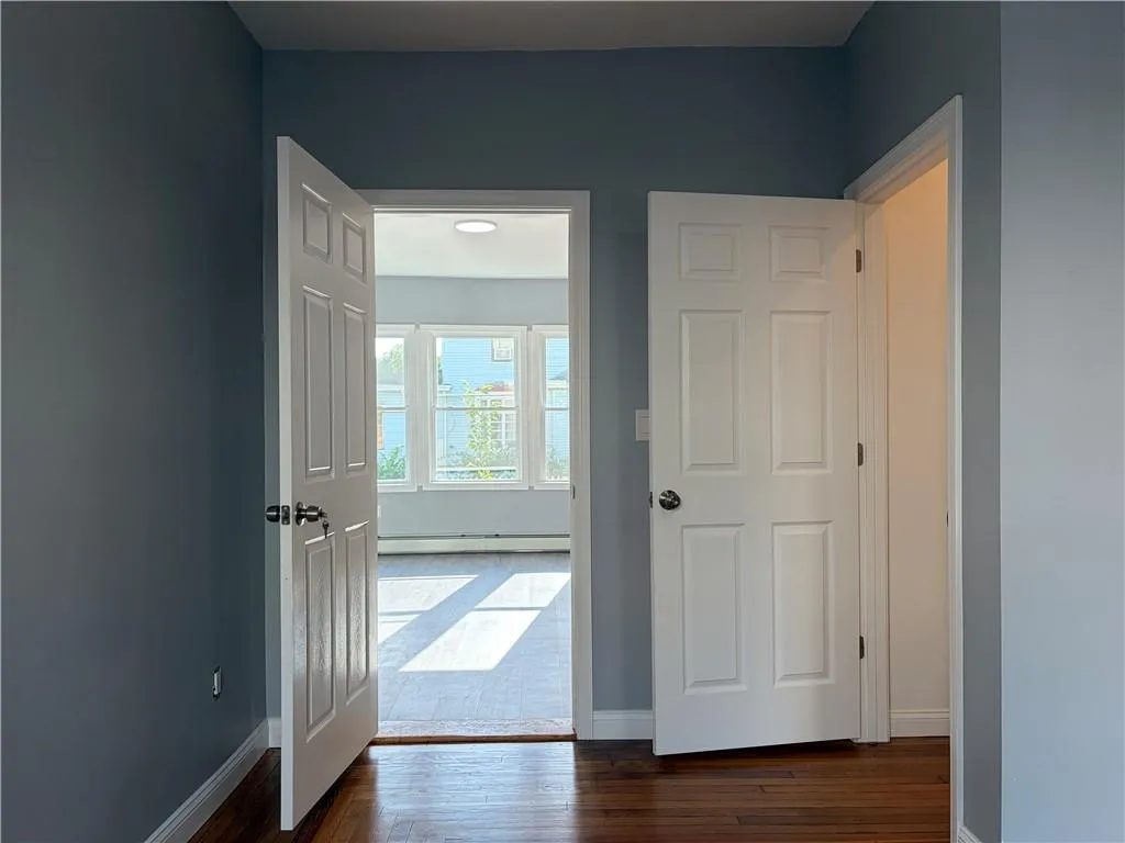 98 Whitmarsh Street Providence RI 02907