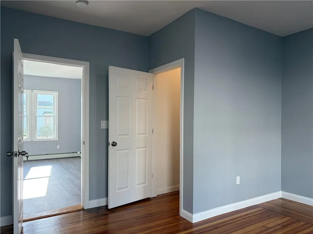 98 Whitmarsh Street Providence RI 02907