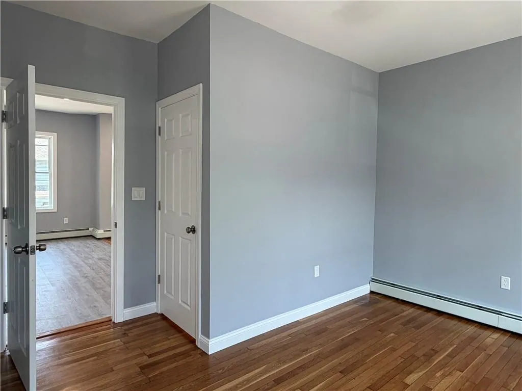 98 Whitmarsh Street Providence RI 02907
