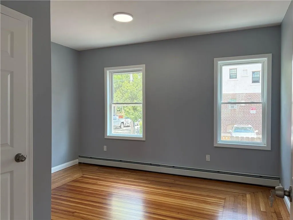 98 Whitmarsh Street Providence RI 02907