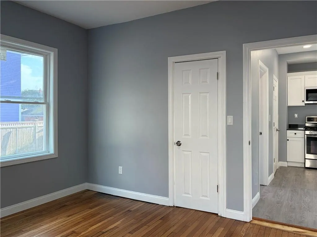 98 Whitmarsh Street Providence RI 02907