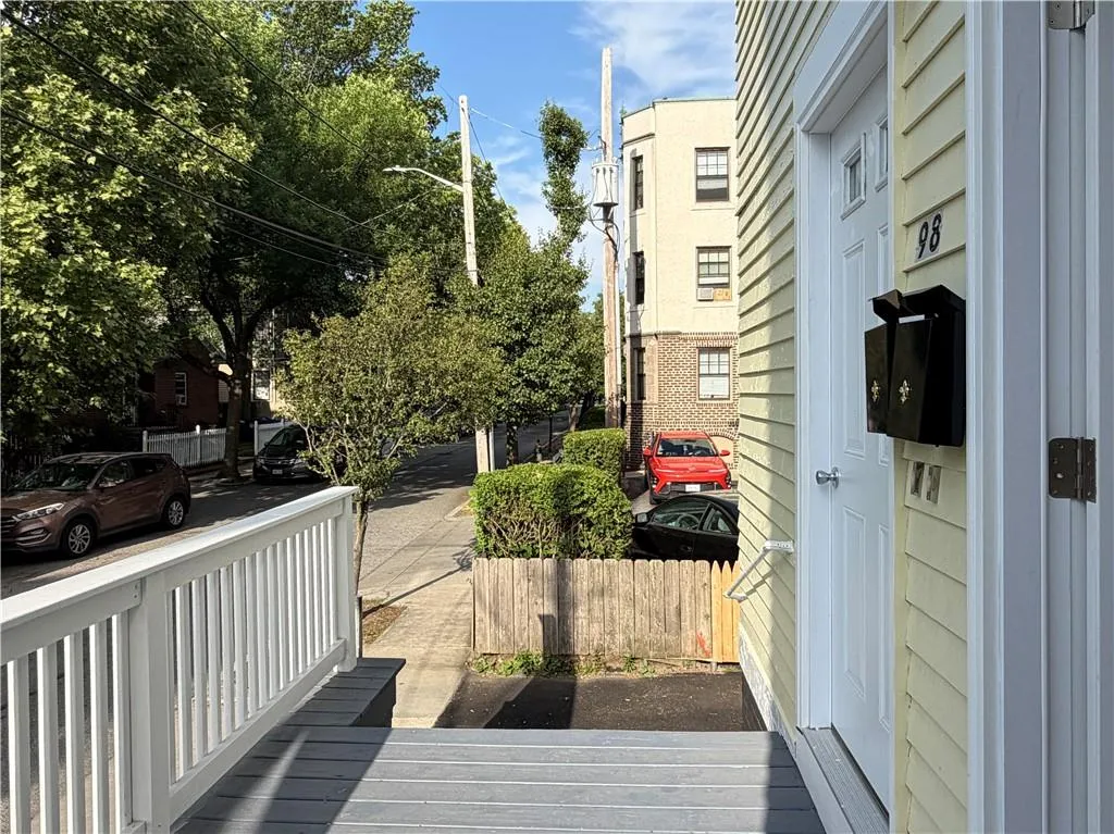 98 Whitmarsh Street Providence RI 02907
