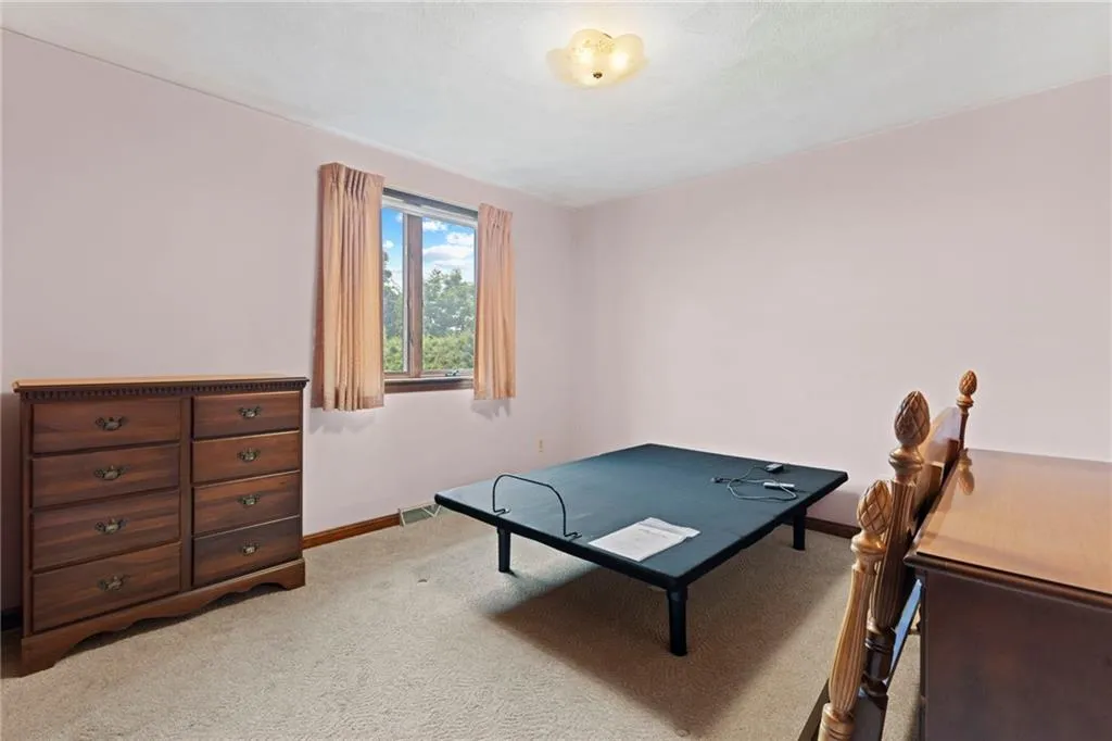 129 Woodside Avenue West Warwick RI 02893