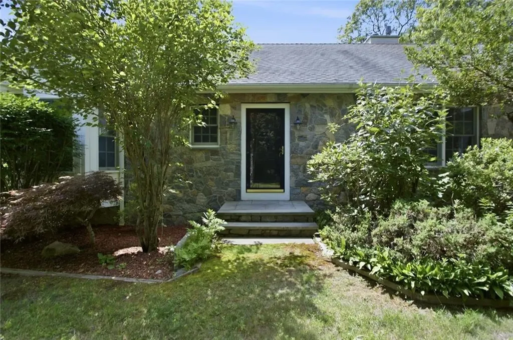 99 Sunderland Road Exeter RI 02822