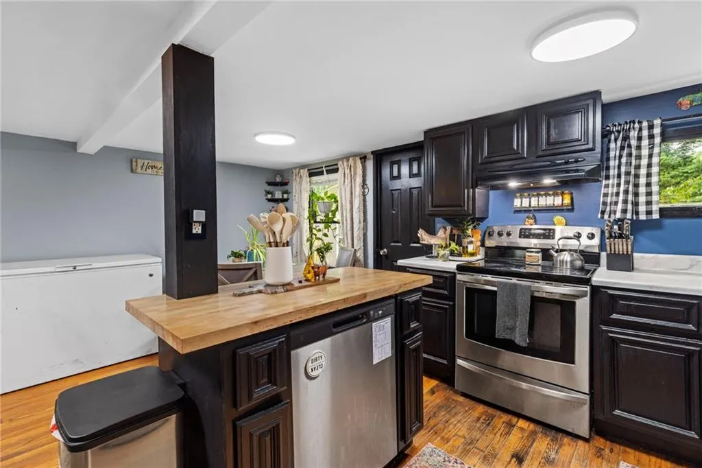 64 1/2 Tiogue Avenue West Warwick RI 02893
