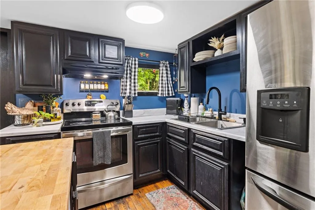 64 1/2 Tiogue Avenue West Warwick RI 02893