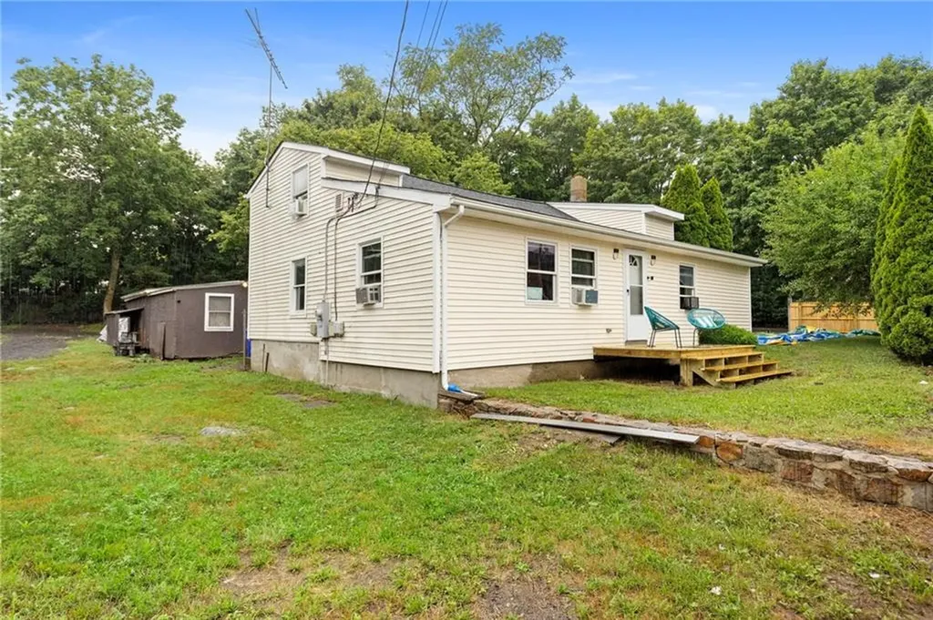 64 1/2 Tiogue Avenue West Warwick RI 02893