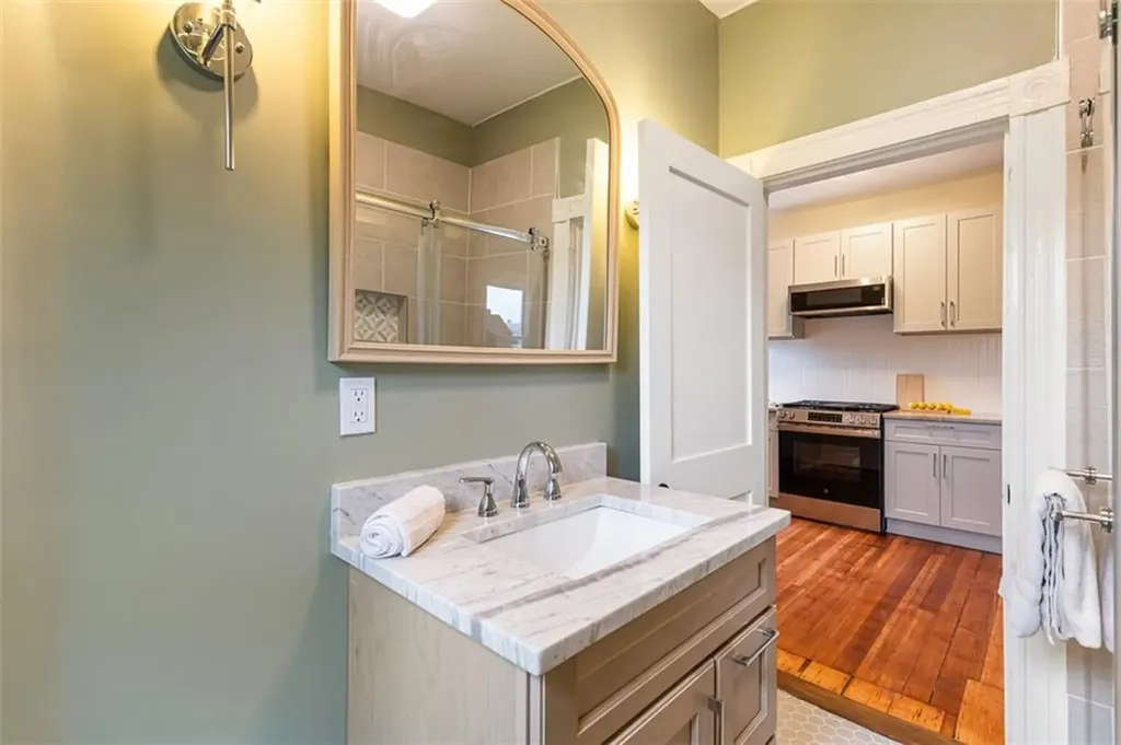 94 Grove Street Providence RI 02909