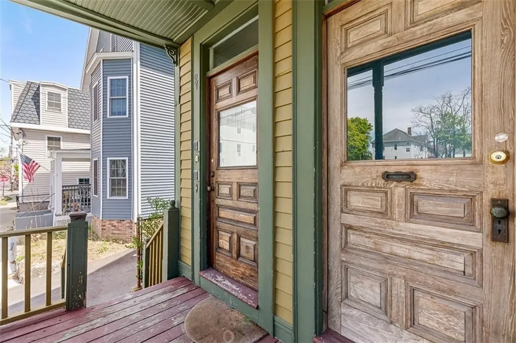 94 Grove Street Providence RI 02909