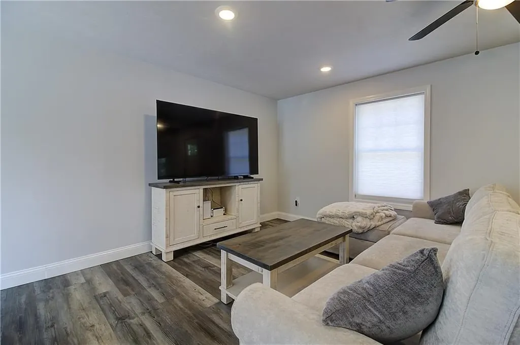 12 Arcadia Avenue Johnston RI 02919