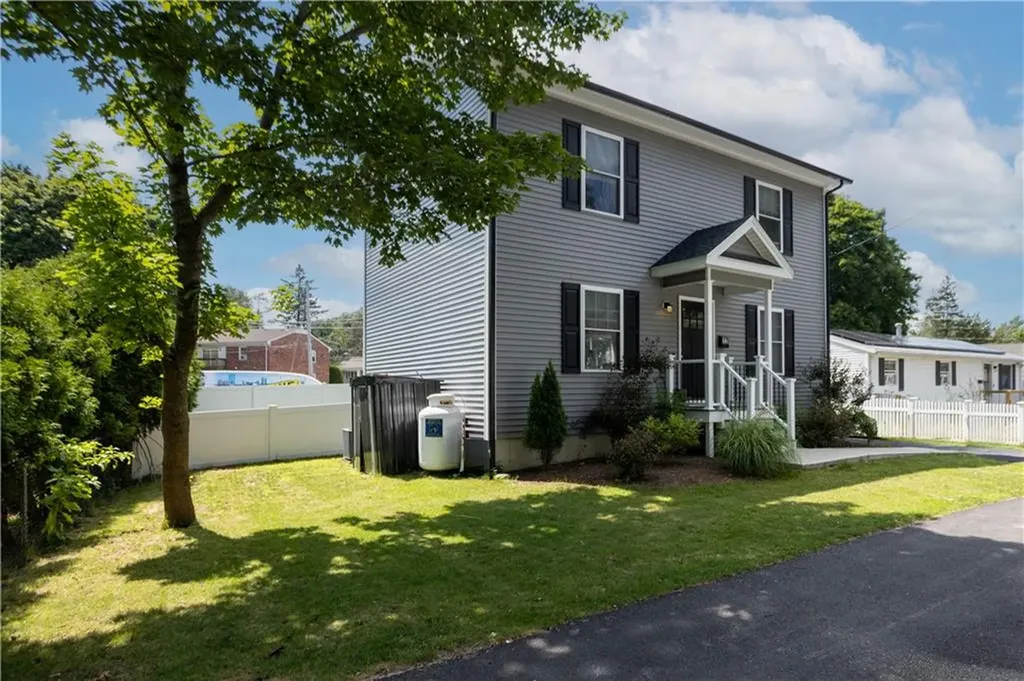 12 Arcadia Avenue Johnston RI 02919