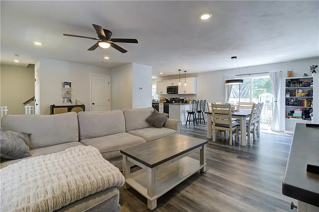 12 Arcadia Avenue Johnston RI 02919