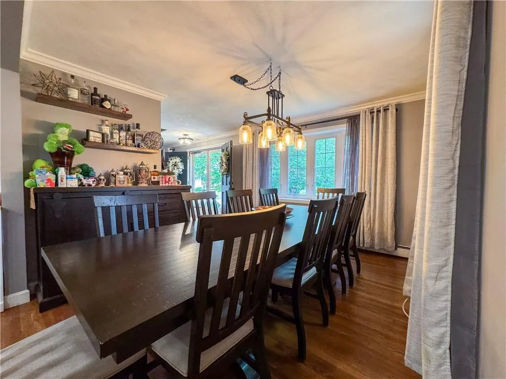 442 Eastview Avenue Somerset MA 02726