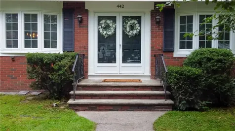 442 Eastview Avenue Somerset MA 02726