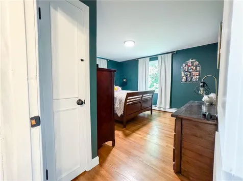 442 Eastview Avenue Somerset MA 02726