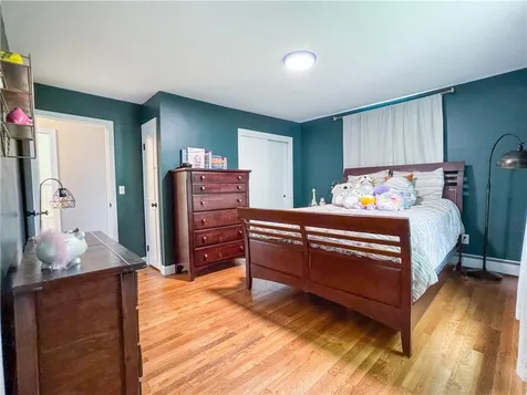 442 Eastview Avenue Somerset MA 02726