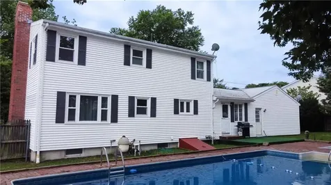 442 Eastview Avenue Somerset MA 02726