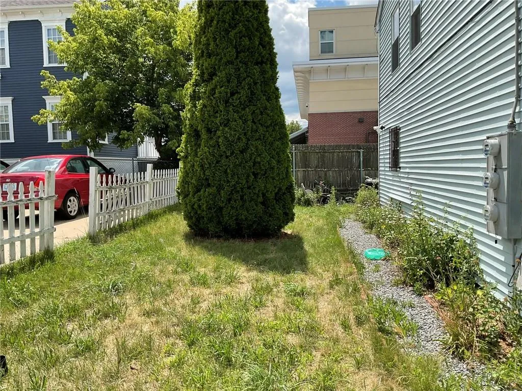 49 Portland Street Providence RI 02907